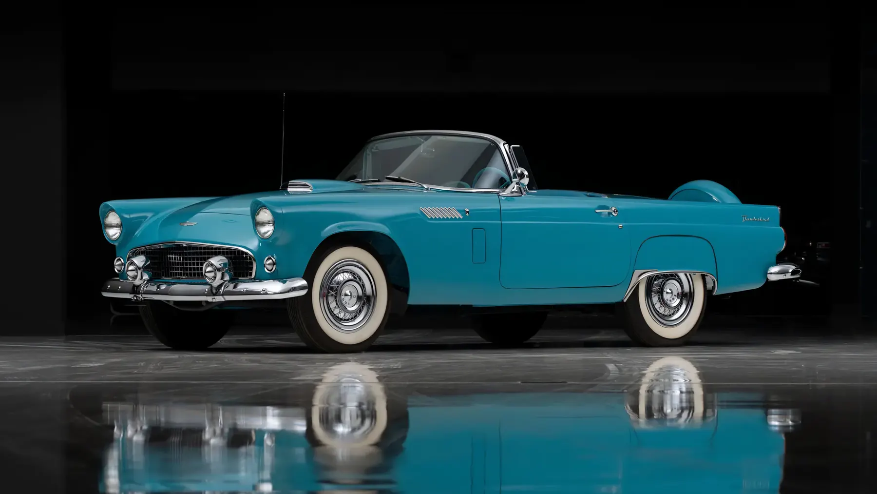 1956 Ford Thunderbird