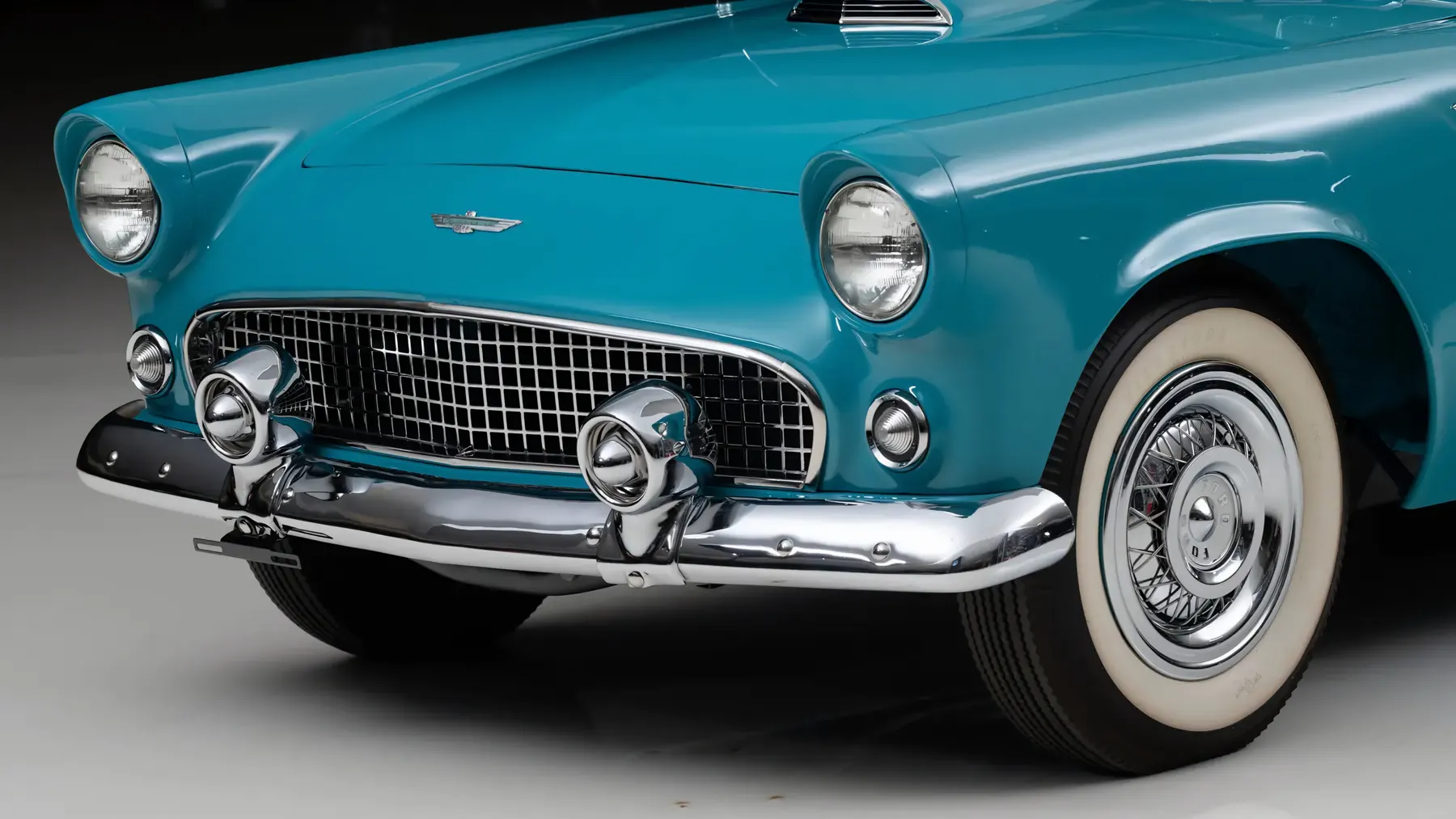 1956 Ford Thunderbird
