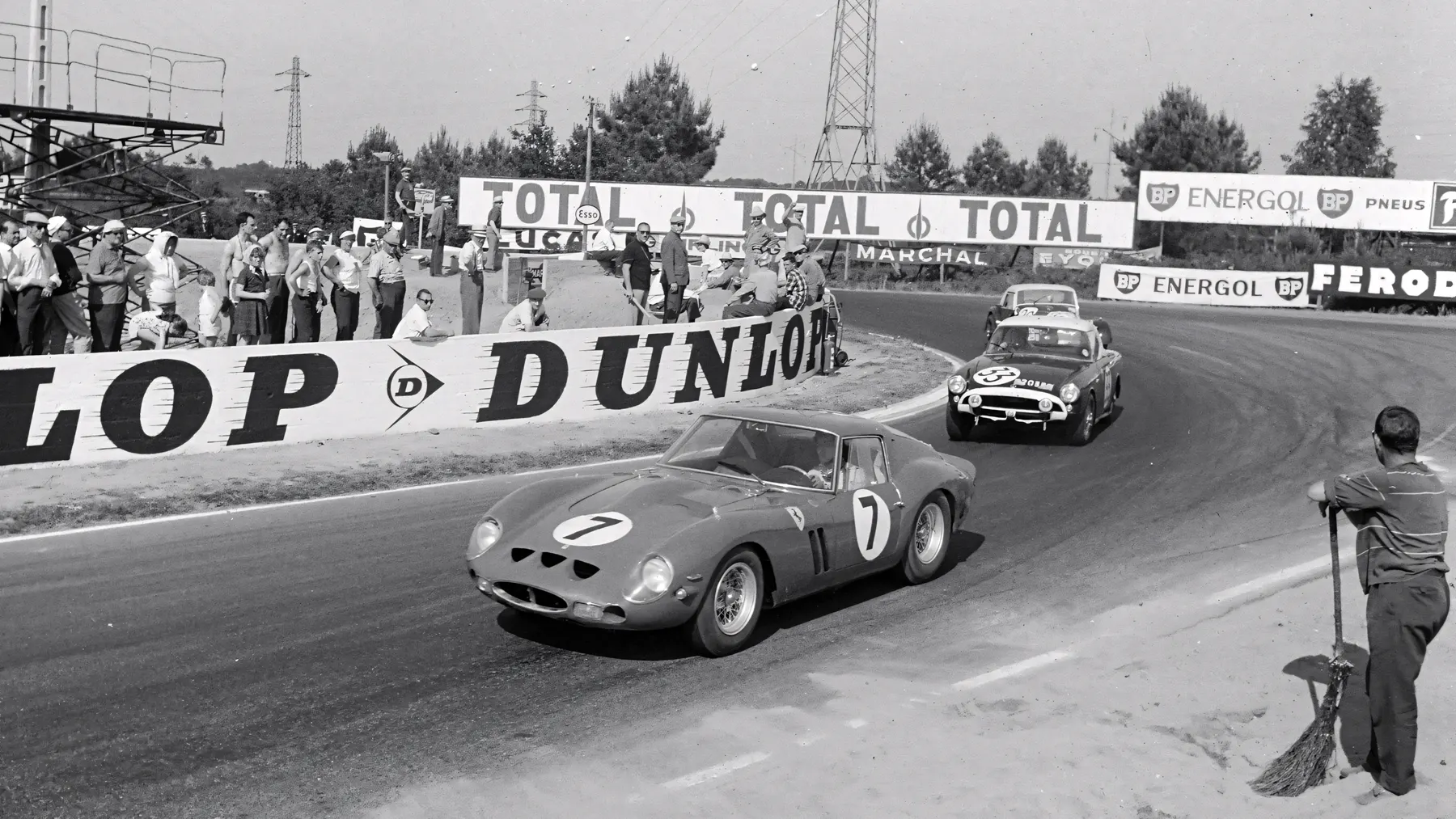 1962 Ferrari 330 LM - 250 GTO by Scaglietti