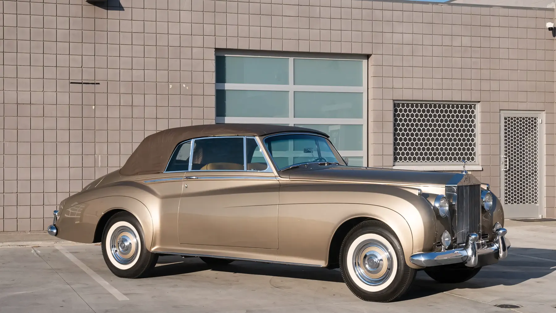 1962 Rolls-Royce Silver Cloud II Drophead Coupe Adaptation by H.J. Mulliner