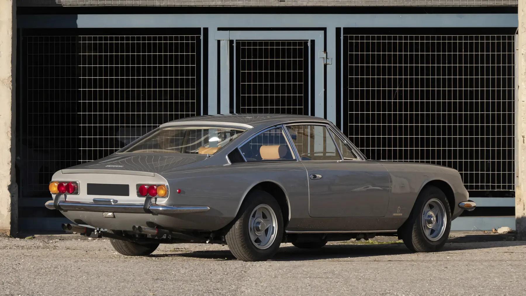 1969 Ferrari 365 GT 2+2 by Pininfarina