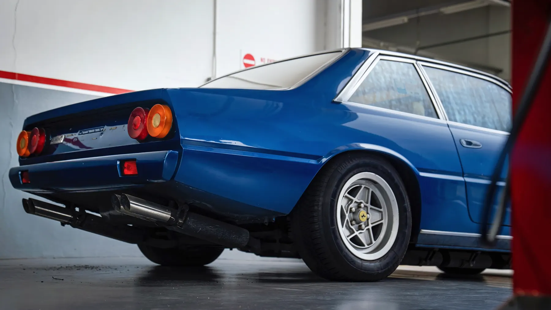 1979 Ferrari 400i