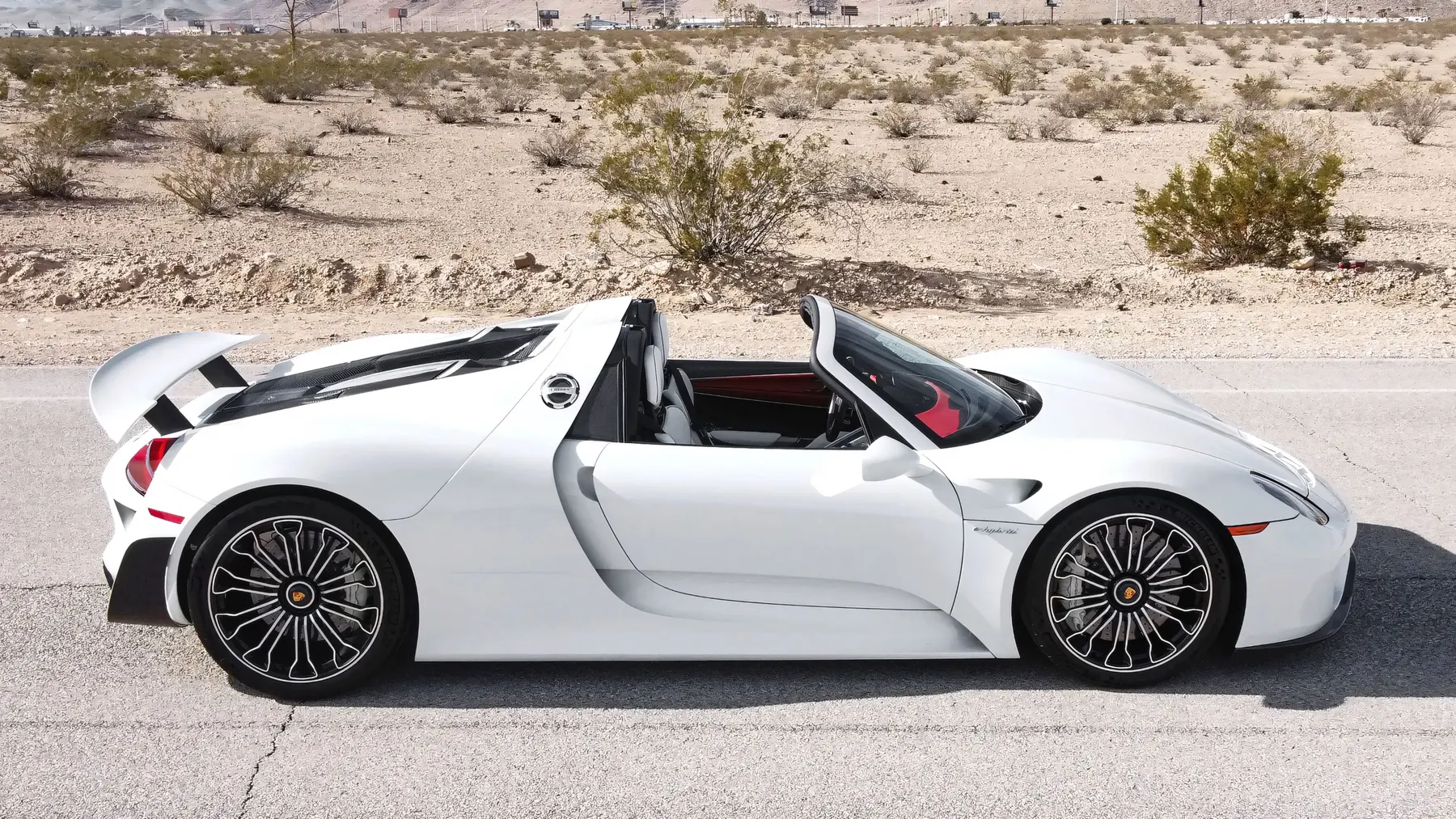 2015 Porsche 918 Spyder