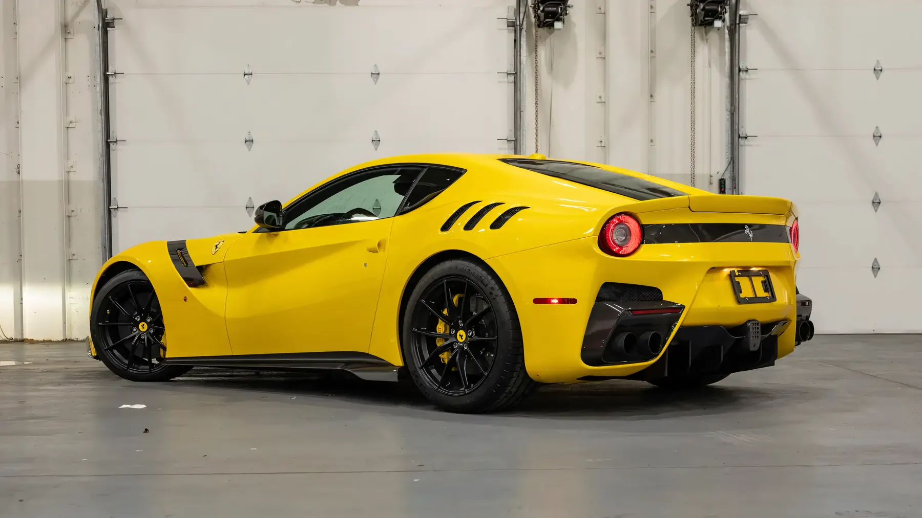 2017 Ferrari F12tdf